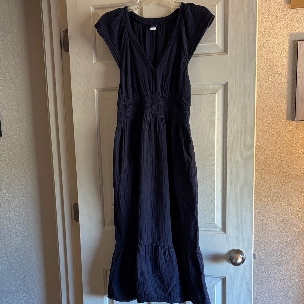 🆕 Old Navy Midi Dress
